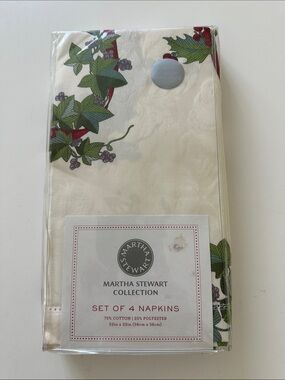 Martha Stewart White Napkins with Green Ivy and Red Berry Accent